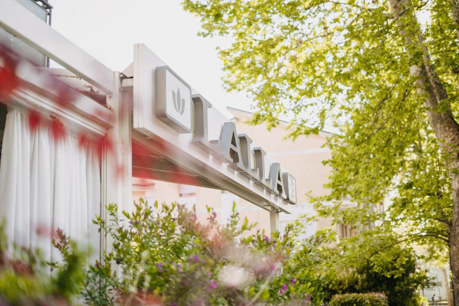 Hotel Lalla Beauty & Relax チェゼナーティコ エクステリア 写真