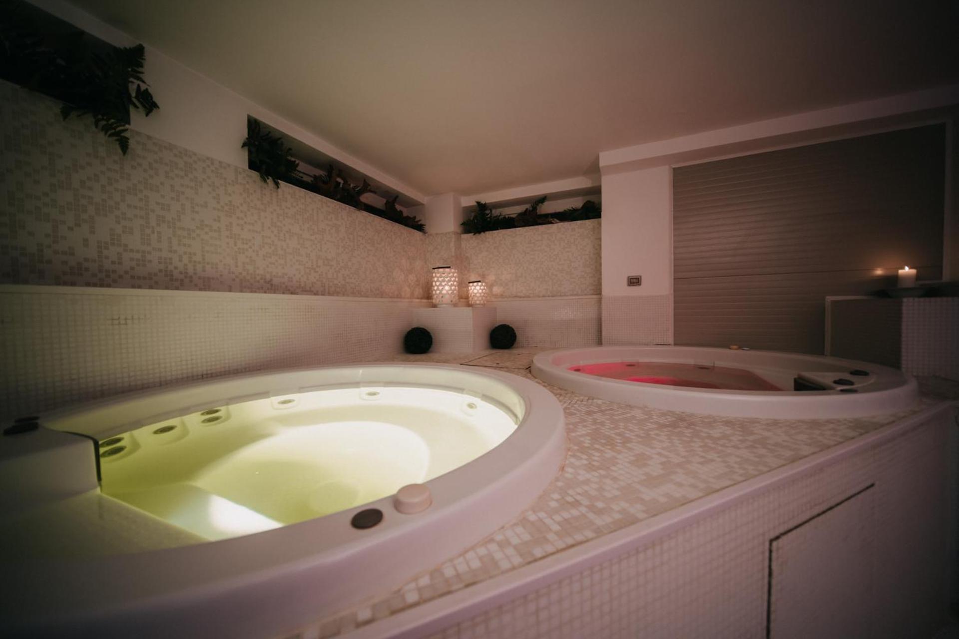 Hotel Lalla Beauty & Relax チェゼナーティコ エクステリア 写真